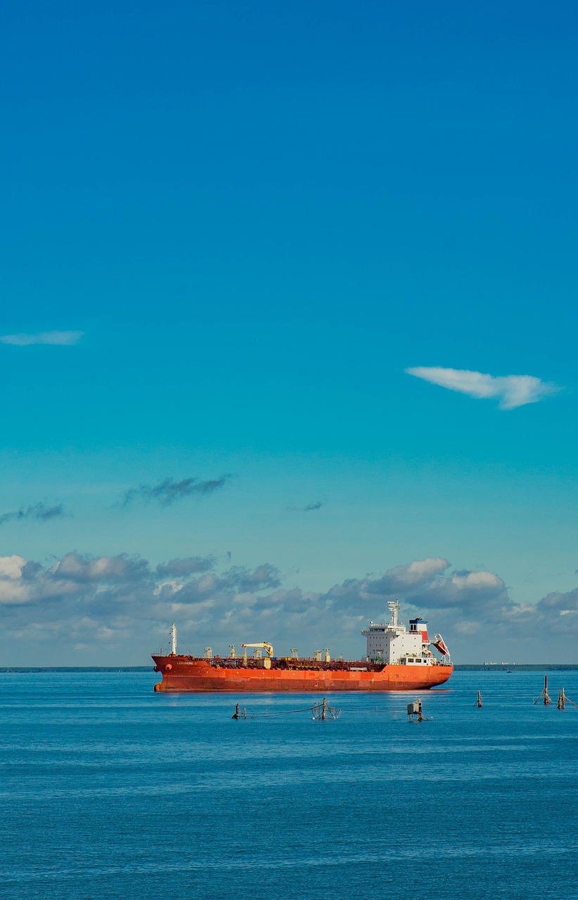 boat, ship, tanker, tanker ship, ocean, nature, sea, water, shipping, maritime, nautical, vietnam, cargo